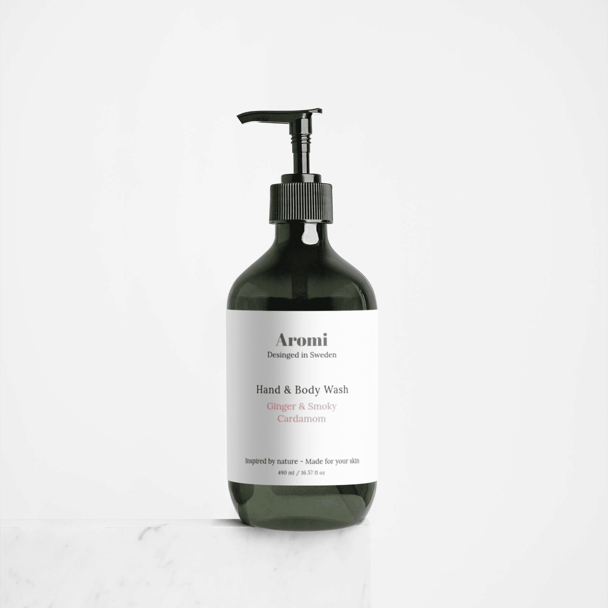 Handtvål ingefära och kardemumma med goda dofter, frontvy grå bakgrund