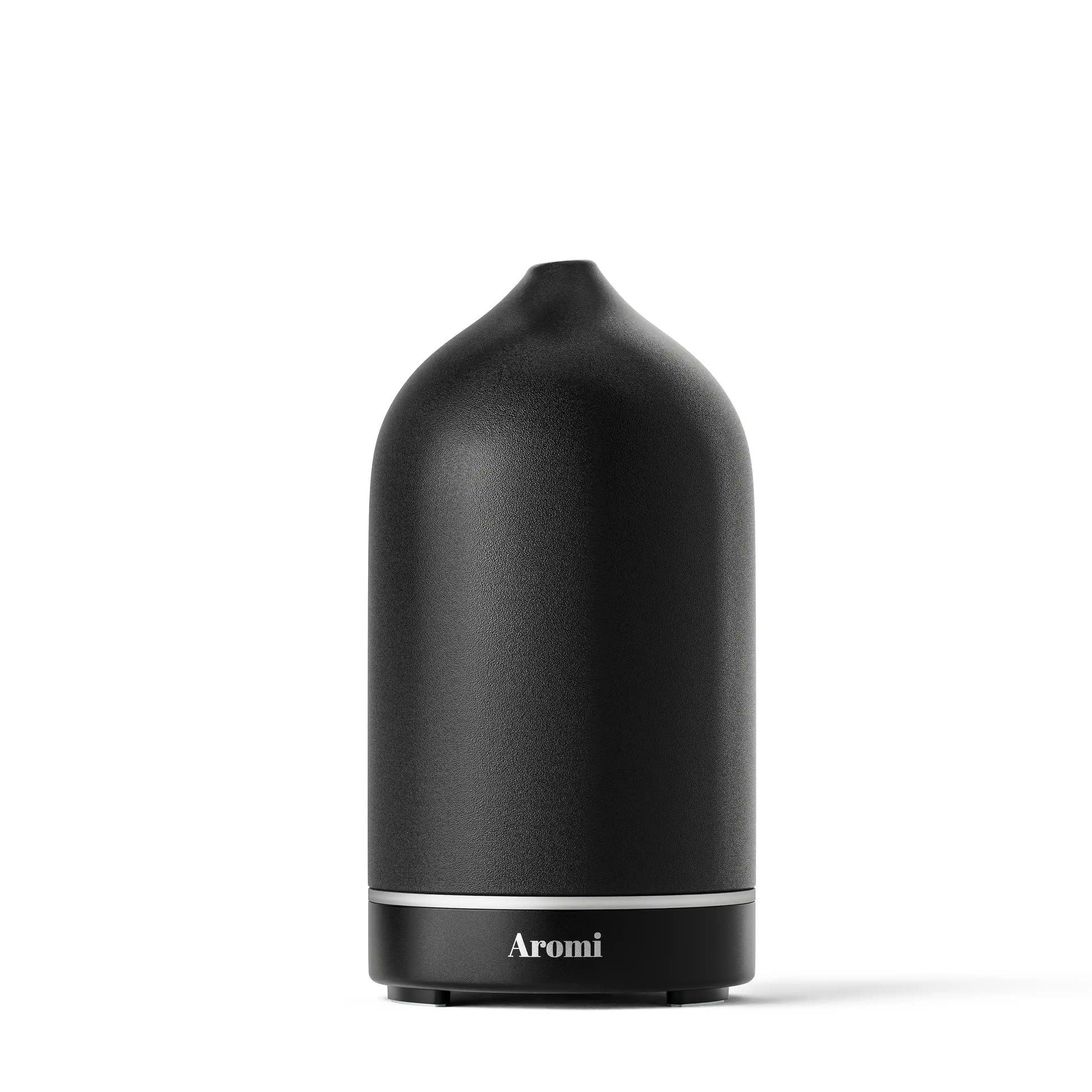 Trådlös kermaisk lyxig diffuser, vit bakgrund frontvy